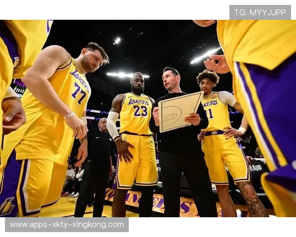 湖人替补连线制造困局扭转颓势