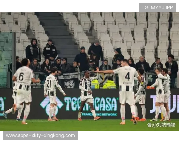 尤文外线传中精准，禁区争顶成制胜关键